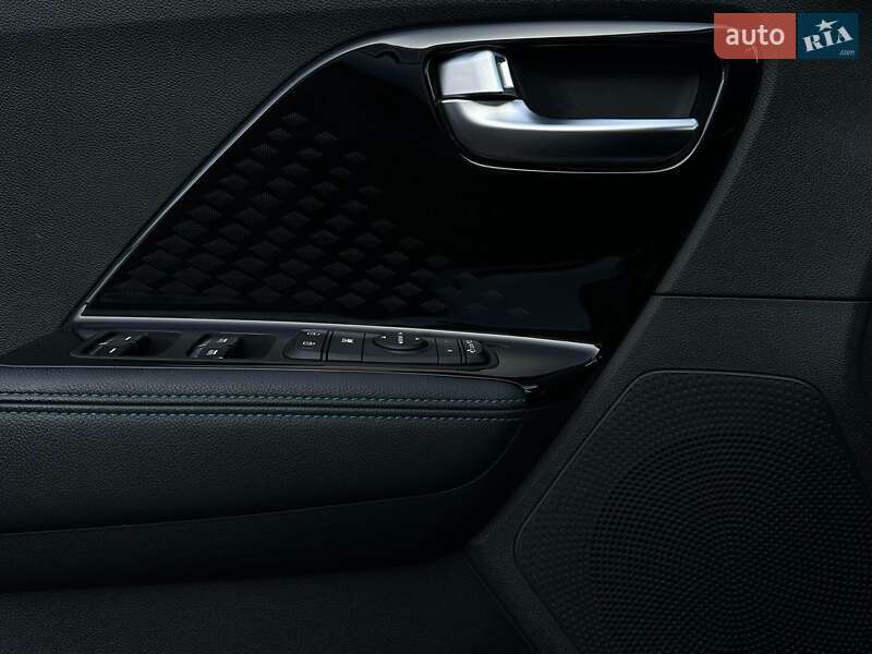 Внедорожник / Кроссовер Kia Niro 2022 в Львове