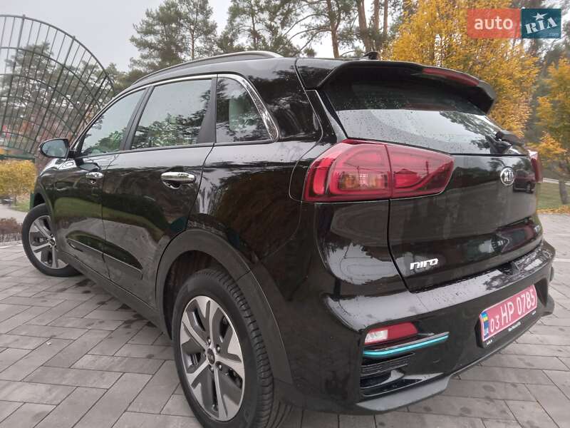 Внедорожник / Кроссовер Kia Niro 2020 в Ирпене фото 31 Внедорожник / Кроссовер Kia Niro 2020 в Ирпене