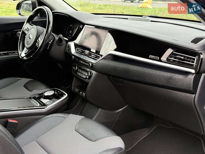 Внедорожник / Кроссовер Kia Niro 2021 в Львове