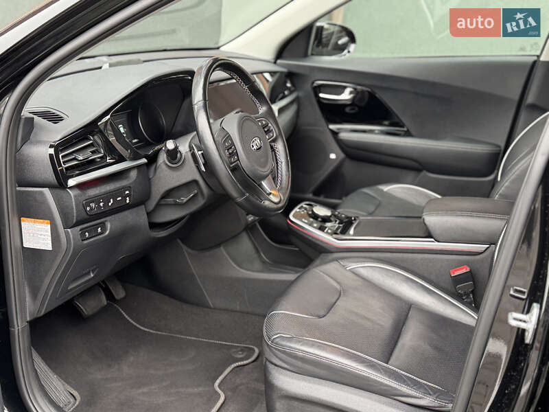 Внедорожник / Кроссовер Kia Niro 2020 в Ровно