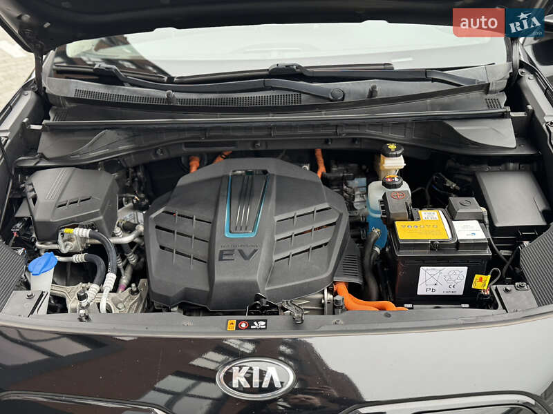 Внедорожник / Кроссовер Kia Niro 2020 в Ровно