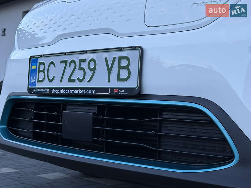 Внедорожник / Кроссовер Kia Niro 2021 в Дрогобыче