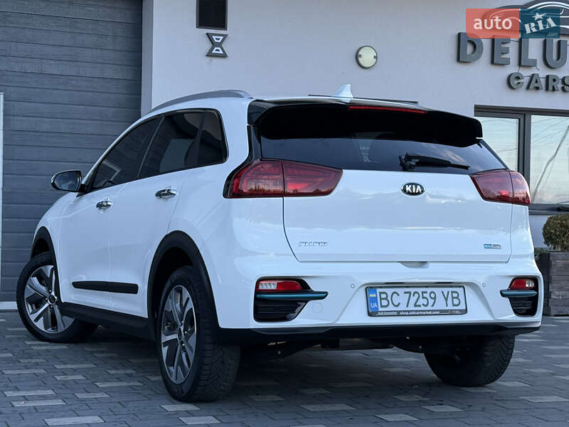 Внедорожник / Кроссовер Kia Niro 2021 в Дрогобыче