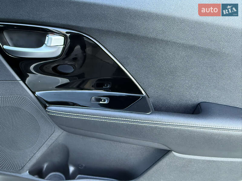 Внедорожник / Кроссовер Kia Niro 2021 в Дрогобыче