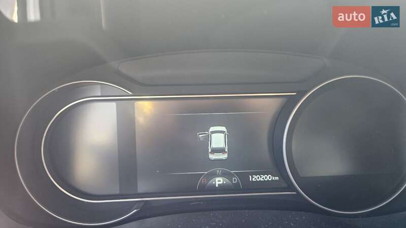 Внедорожник / Кроссовер Kia Niro 2020 в Калуше