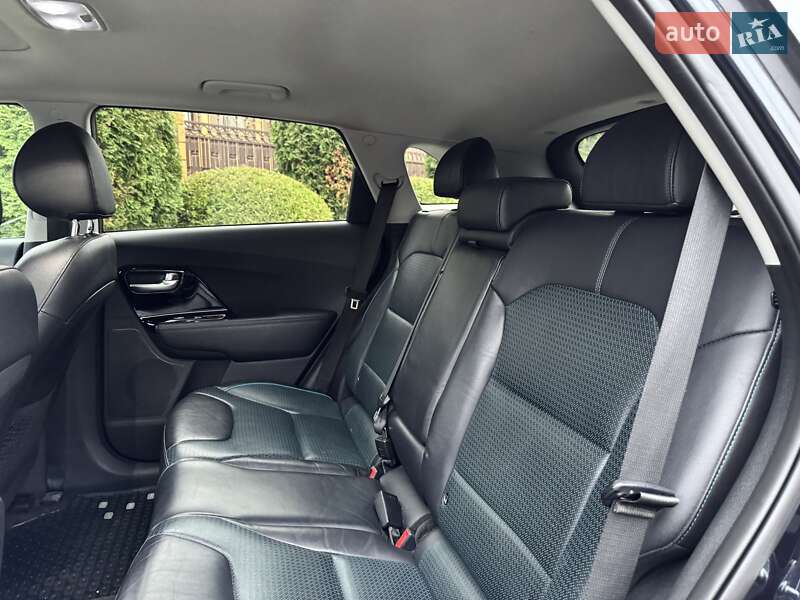 Внедорожник / Кроссовер Kia Niro 2019 в Ровно