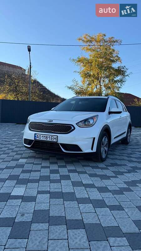 Внедорожник / Кроссовер Kia Niro 2019 в Мукачево