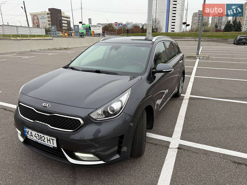 Позашляховик / Кросовер Kia Niro 2018 в Києві