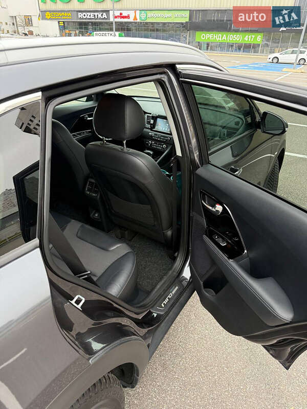 Позашляховик / Кросовер Kia Niro 2018 в Києві