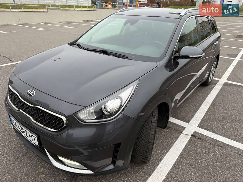Позашляховик / Кросовер Kia Niro 2018 в Києві