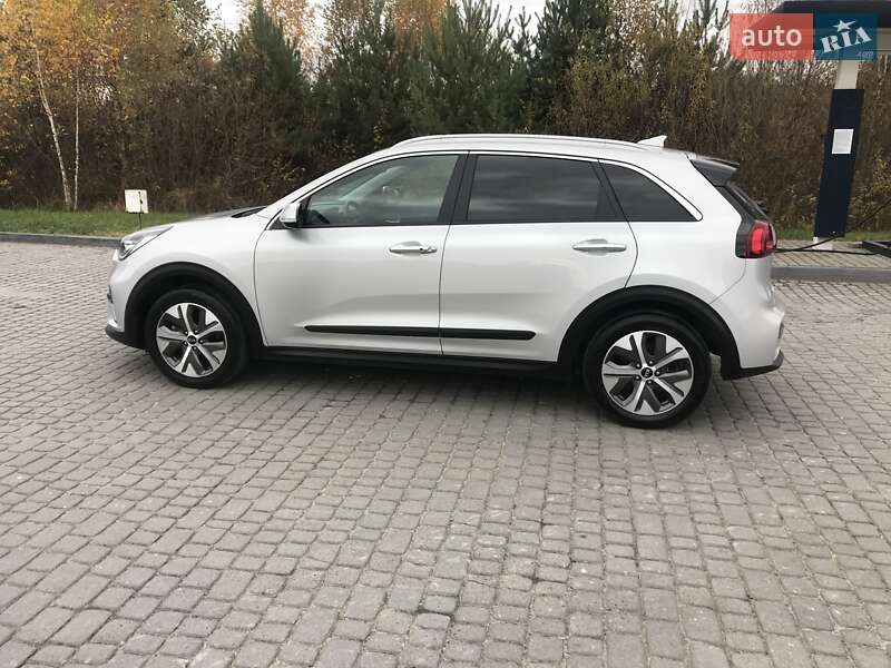 Внедорожник / Кроссовер Kia Niro 2020 в Львове