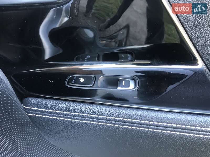 Внедорожник / Кроссовер Kia Niro 2020 в Львове