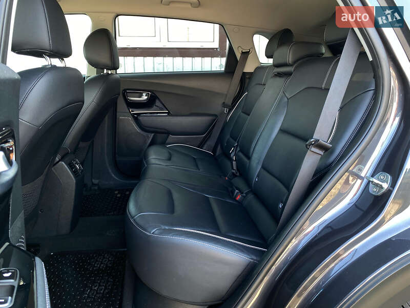 Внедорожник / Кроссовер Kia Niro 2020 в Львове