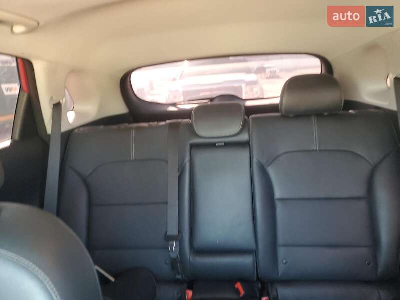 Позашляховик / Кросовер Kia Niro 2017 в Львові