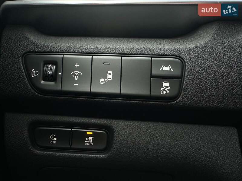 Внедорожник / Кроссовер Kia Niro 2022 в Львове