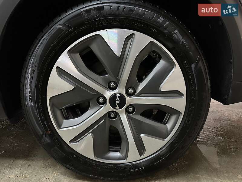 Внедорожник / Кроссовер Kia Niro 2022 в Львове