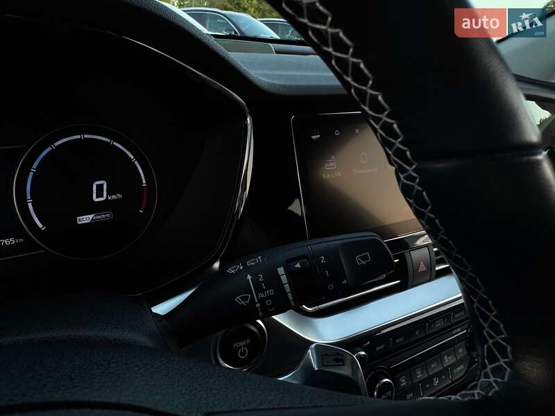 Внедорожник / Кроссовер Kia Niro 2021 в Львове