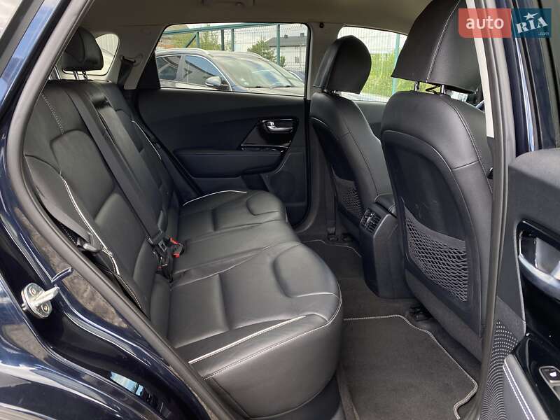 Внедорожник / Кроссовер Kia Niro 2020 в Львове