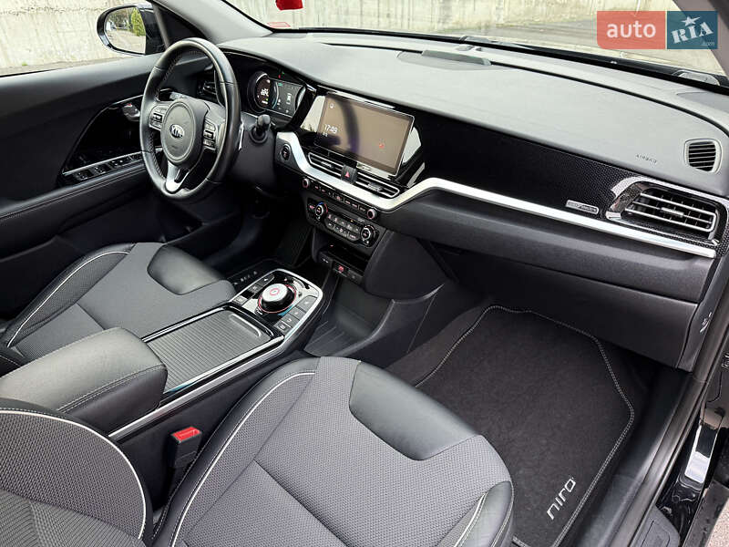 Внедорожник / Кроссовер Kia Niro 2021 в Ровно
