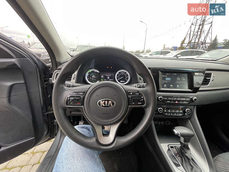Внедорожник / Кроссовер Kia Niro 2018 в Львове