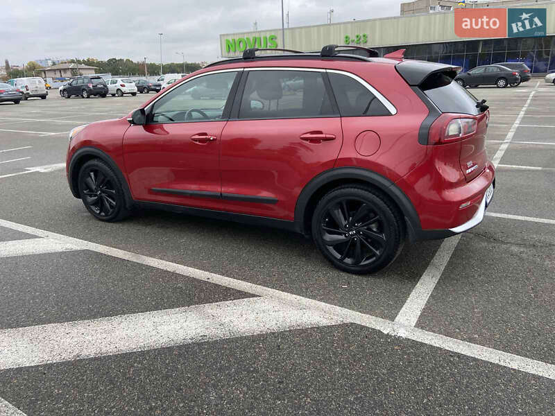 Позашляховик / Кросовер Kia Niro 2018 в Києві