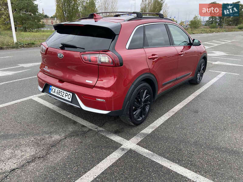 Позашляховик / Кросовер Kia Niro 2018 в Києві