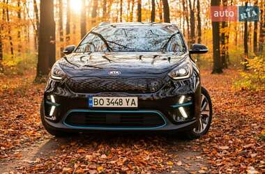 Внедорожник / Кроссовер Kia Niro 2020 в Гусятине