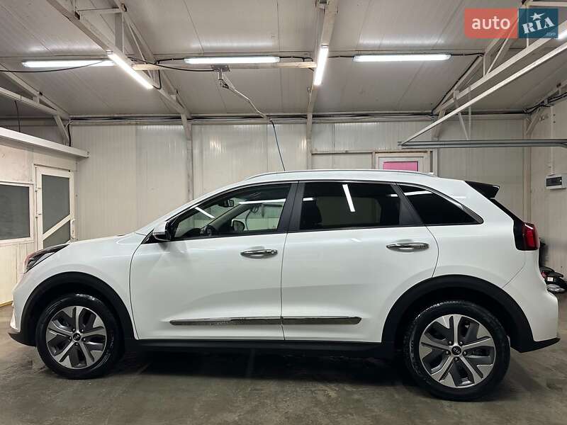 Внедорожник / Кроссовер Kia Niro 2021 в Львове