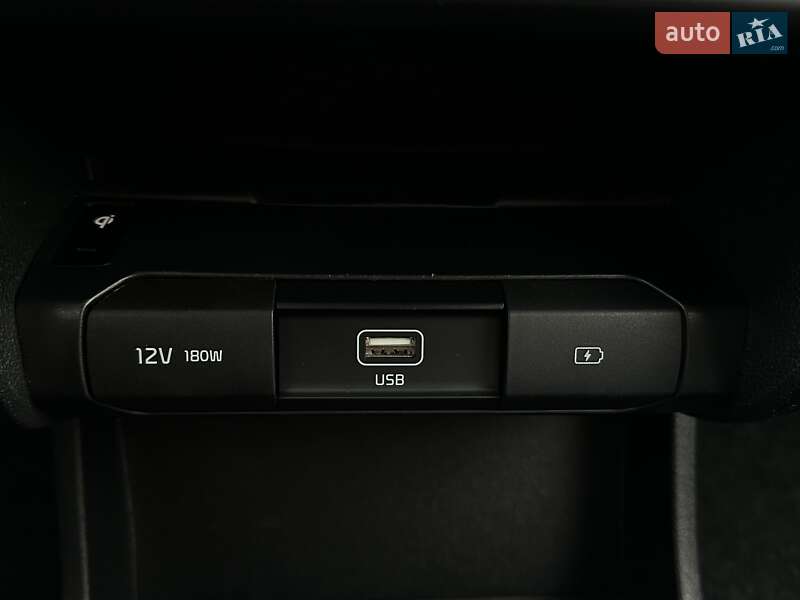 Внедорожник / Кроссовер Kia Niro 2021 в Львове