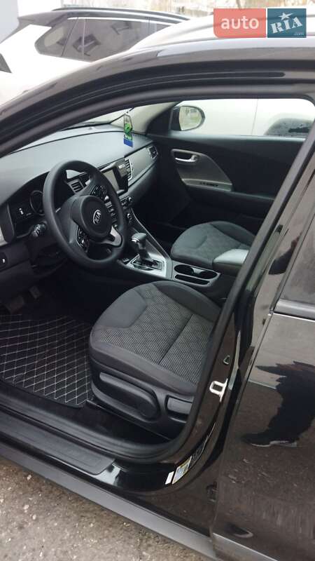 Внедорожник / Кроссовер Kia Niro 2018 в Черкассах