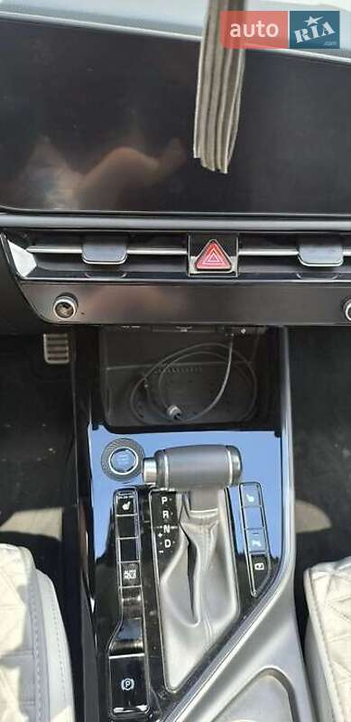 Внедорожник / Кроссовер Kia Niro 2022 в Киеве