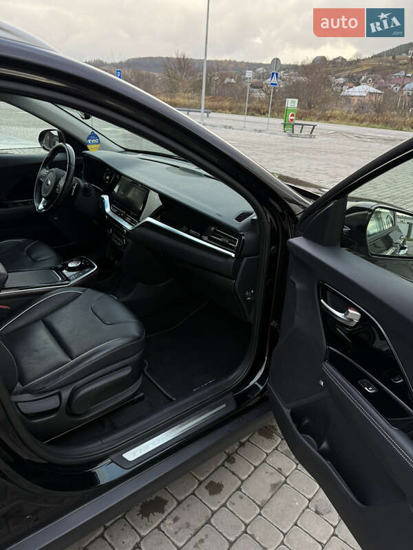 Позашляховик / Кросовер Kia Niro 2020 в Бережанах