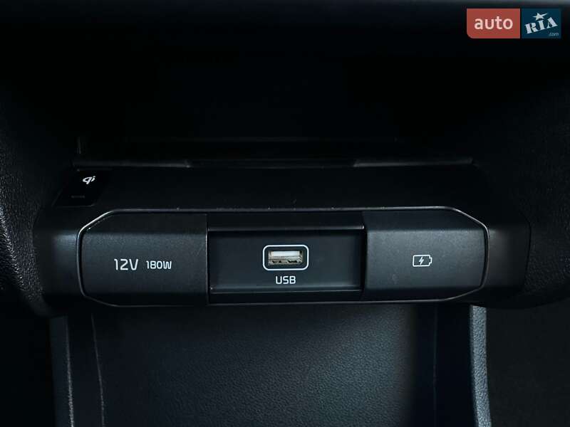 Внедорожник / Кроссовер Kia Niro 2021 в Львове фото 14 Внедорожник / Кроссовер Kia Niro 2021 в Львове