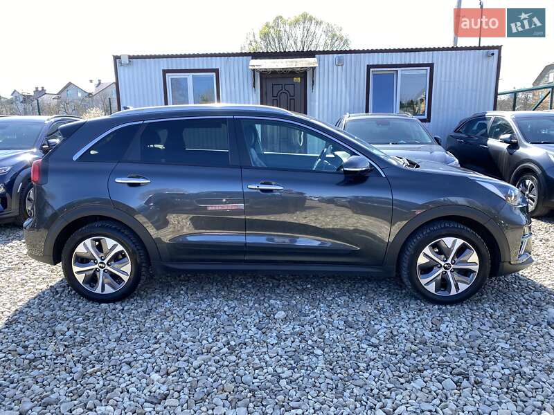 Внедорожник / Кроссовер Kia Niro 2020 в Львове фото 23 Внедорожник / Кроссовер Kia Niro 2020 в Львове