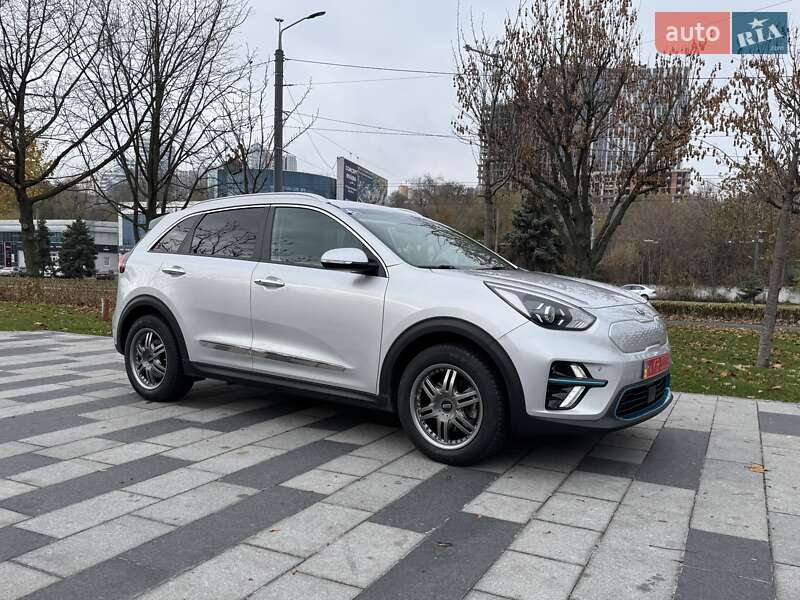 Внедорожник / Кроссовер Kia Niro 2021 в Днепре