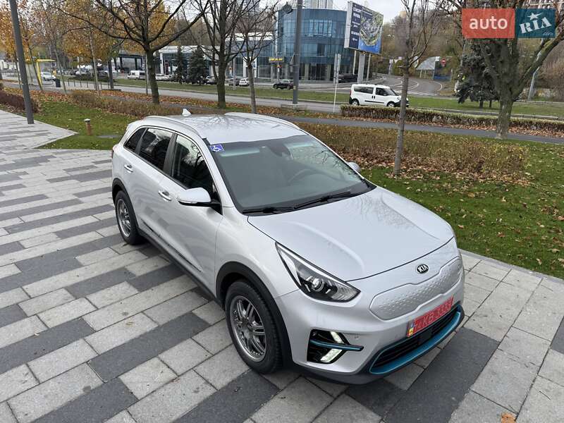 Внедорожник / Кроссовер Kia Niro 2021 в Днепре