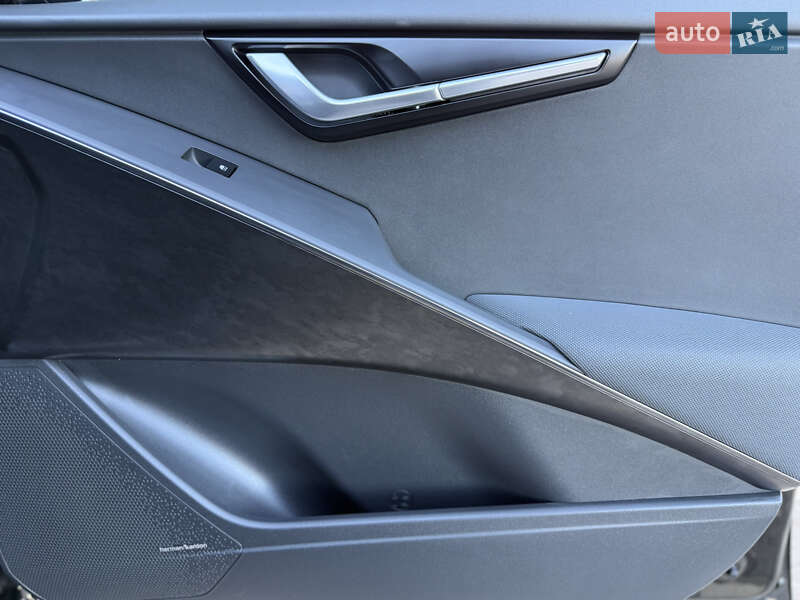 Внедорожник / Кроссовер Kia Niro 2023 в Дрогобыче фото 71 Внедорожник / Кроссовер Kia Niro 2023 в Дрогобыче