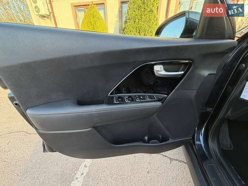 Внедорожник / Кроссовер Kia Niro 2020 в Тернополе