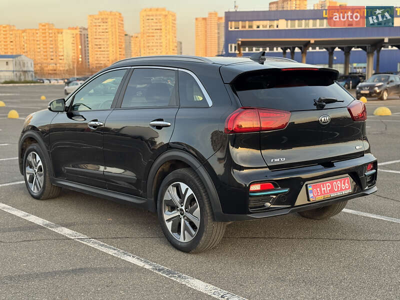 Внедорожник / Кроссовер Kia Niro 2021 в Киеве
