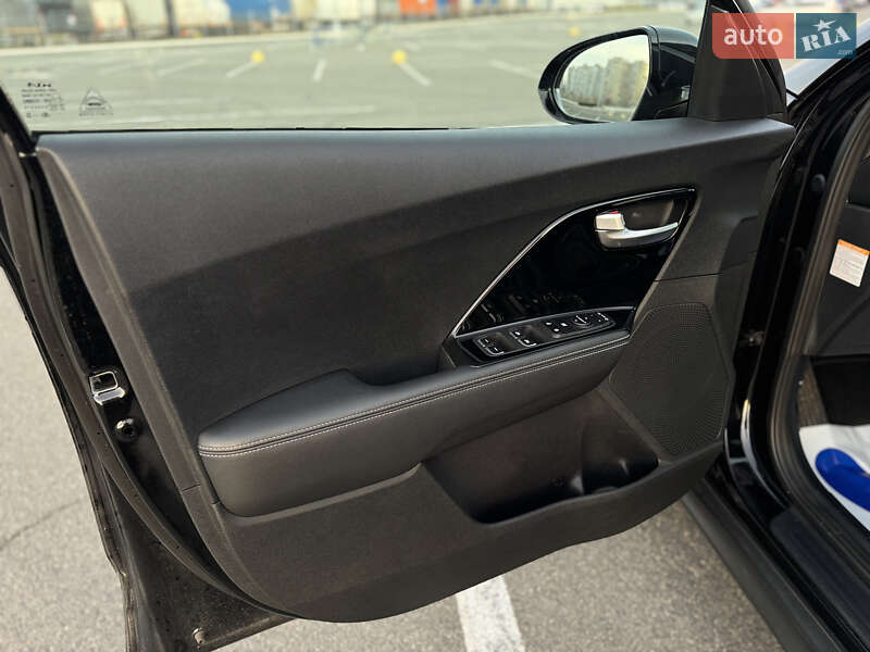 Внедорожник / Кроссовер Kia Niro 2021 в Киеве