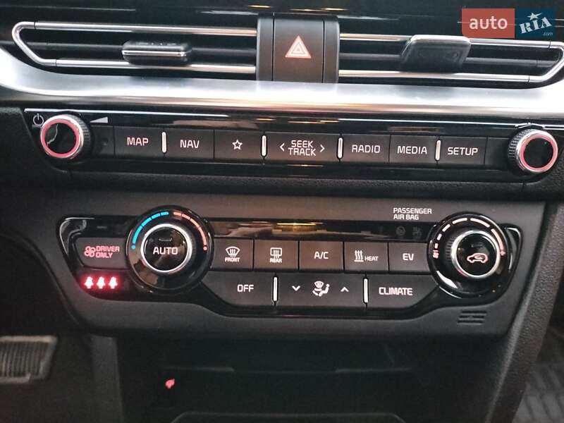 Позашляховик / Кросовер Kia Niro 2020 в Рівному фото 13 Позашляховик / Кросовер Kia Niro 2020 в Рівному