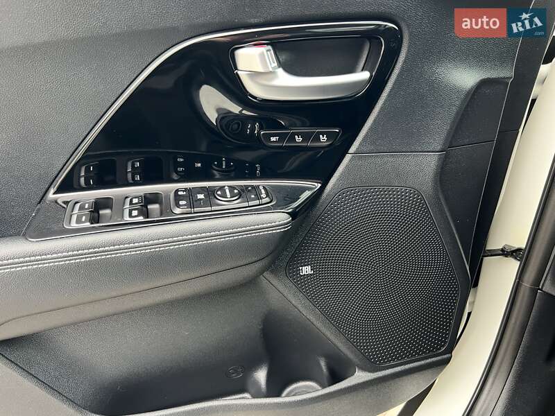 Внедорожник / Кроссовер Kia Niro 2020 в Луцке фото 37 Внедорожник / Кроссовер Kia Niro 2020 в Луцке