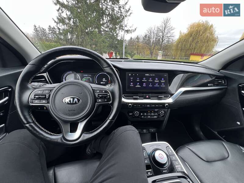 Внедорожник / Кроссовер Kia Niro 2020 в Луцке фото 45 Внедорожник / Кроссовер Kia Niro 2020 в Луцке