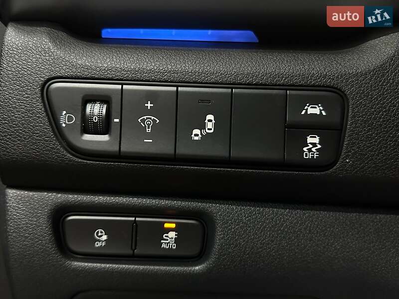 Позашляховик / Кросовер Kia Niro 2022 в Львові