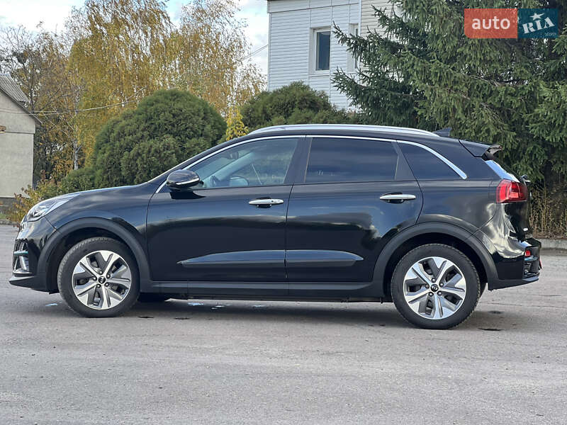 Позашляховик / Кросовер Kia Niro 2020 в Рівному фото 12 Позашляховик / Кросовер Kia Niro 2020 в Рівному