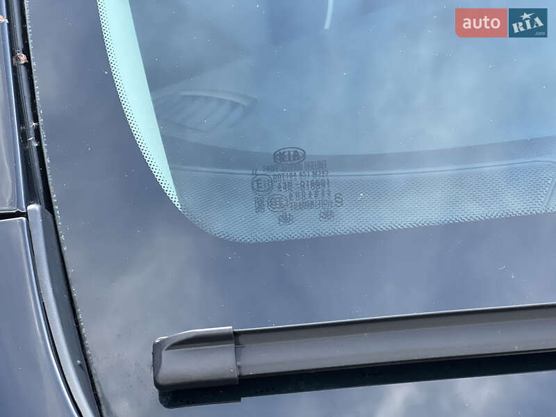 Позашляховик / Кросовер Kia Niro 2020 в Рівному фото 31 Позашляховик / Кросовер Kia Niro 2020 в Рівному