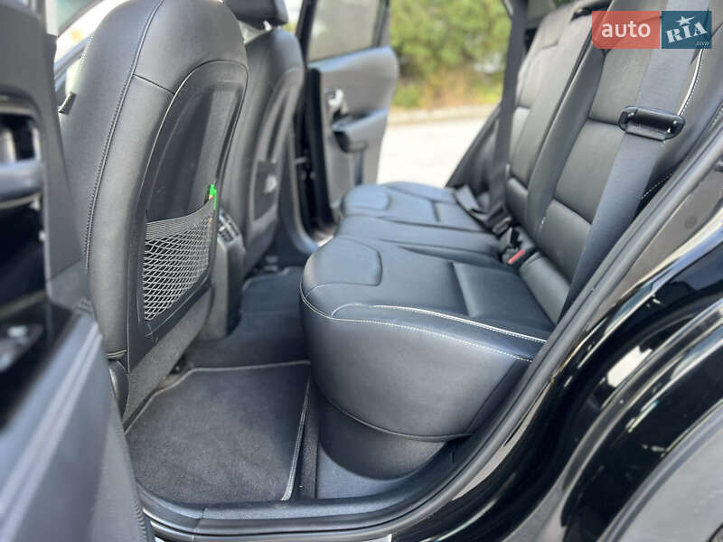 Позашляховик / Кросовер Kia Niro 2020 в Рівному фото 43 Позашляховик / Кросовер Kia Niro 2020 в Рівному
