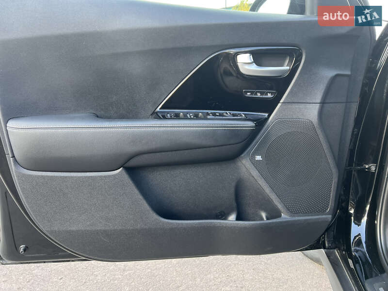 Позашляховик / Кросовер Kia Niro 2020 в Рівному фото 45 Позашляховик / Кросовер Kia Niro 2020 в Рівному