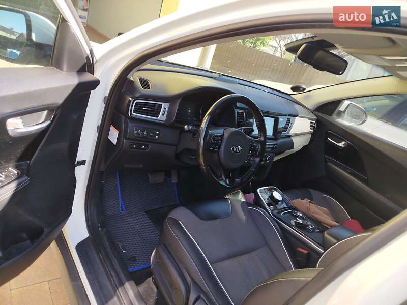 Позашляховик / Кросовер Kia Niro 2020 в Тернополі