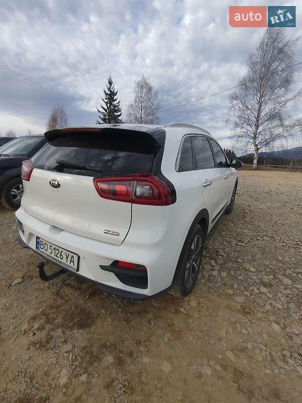 Позашляховик / Кросовер Kia Niro 2020 в Тернополі